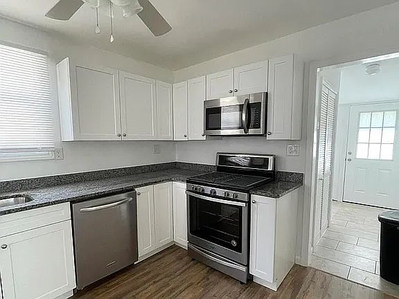 5th image of 76 Seabreeze Way