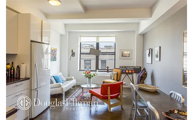 Rented by Douglas Elliman | media 222