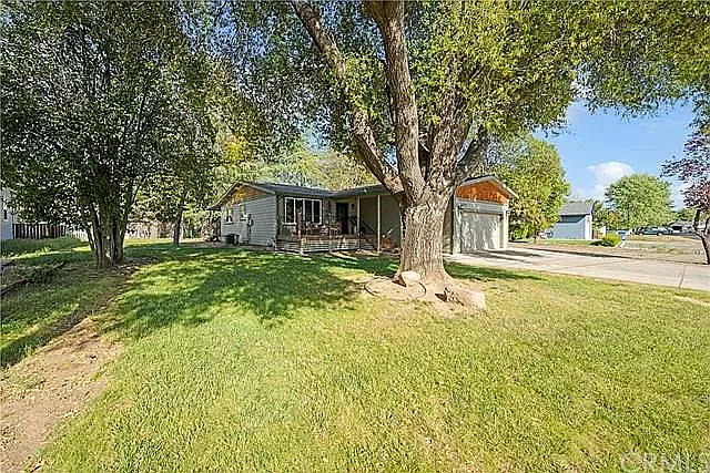 19788 Bear Valley Rd — Photo 37
