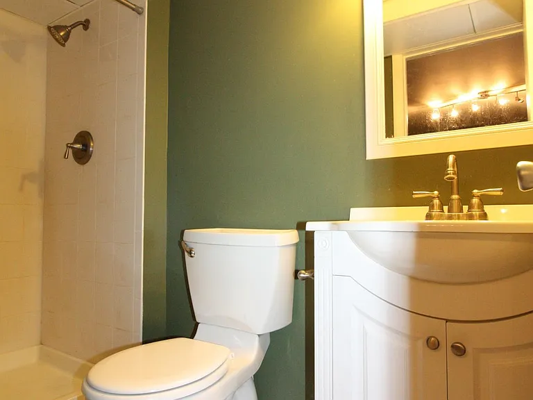 1128 Circle Dr — Photo 11