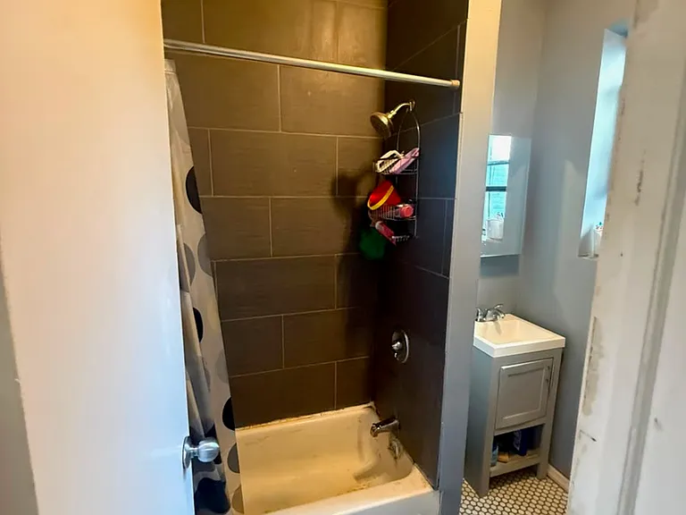 149 Zabriskie St #25 — Photo 12