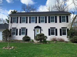 1811 Miles Standish Ln, Hudson, OH 44236