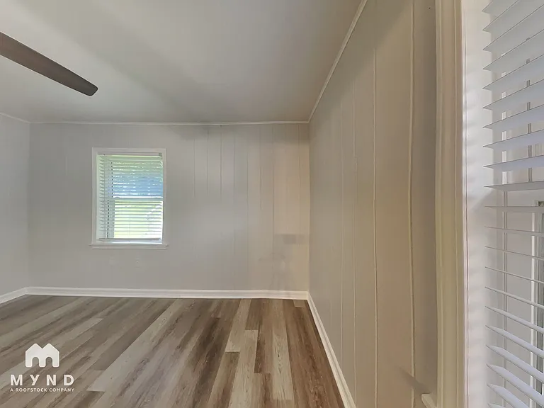 510 9th Ave — Photo 17