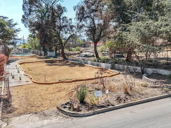 2717 Maiden Ln, Altadena, CA 91001