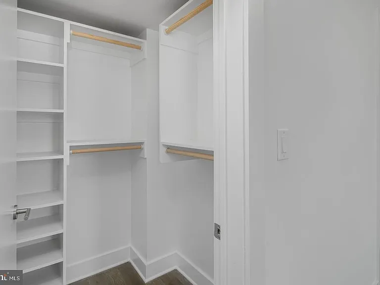 1425 S Hancock St — Photo 4