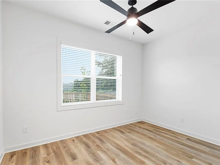 128 Hilltop Dr SW — Photo 11