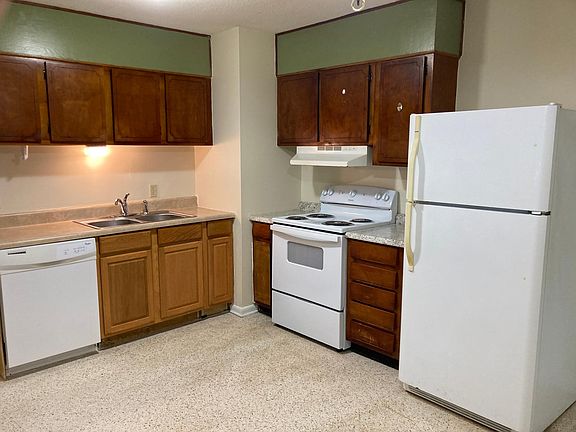 2nd image of 180 Nordberg Ave APT B