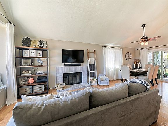 4th image of 27631 Buckskin Dr