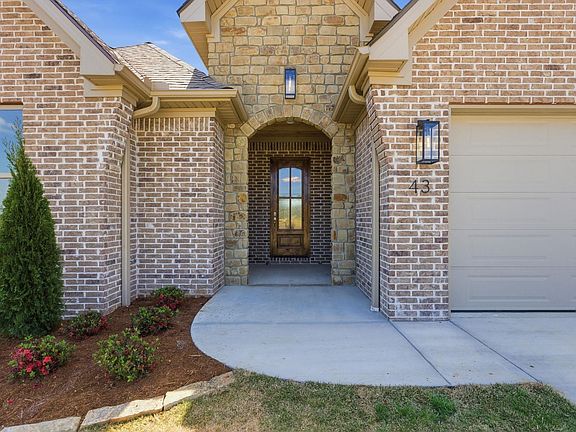 4th image of 43 Mountain Brook Rd