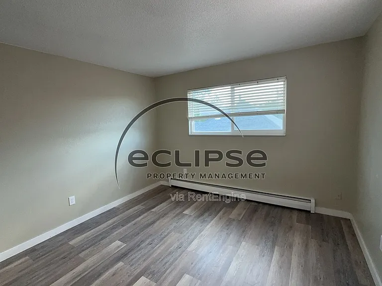 Summit View Apartments — Photo 165