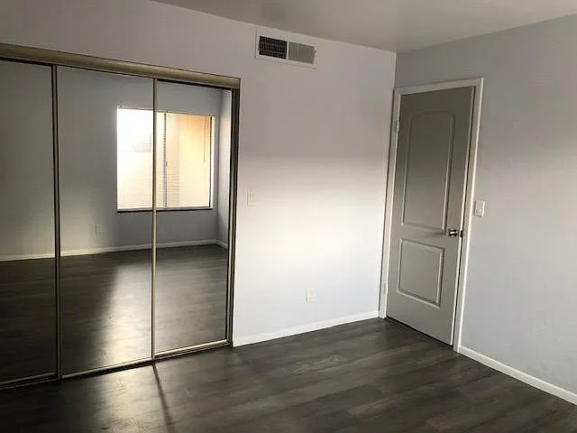 1432 W Emerald Ave — Photo 25