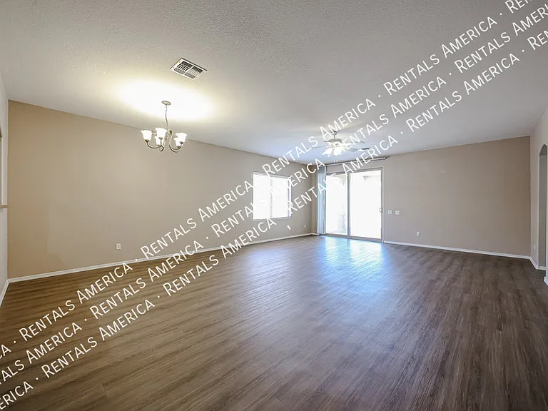876 E Riviera Pl — Photo 13