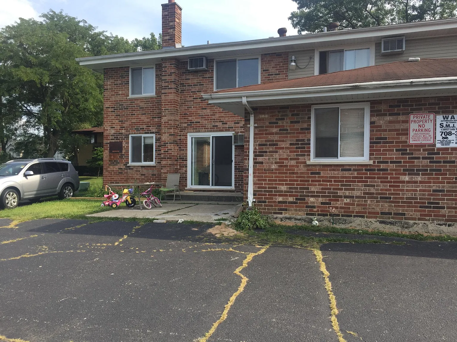 2 bed, 1000 sqft, $1,650 — Photo 1