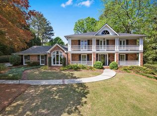 6120 Heards Creek Dr, Sandy Springs, GA 30328