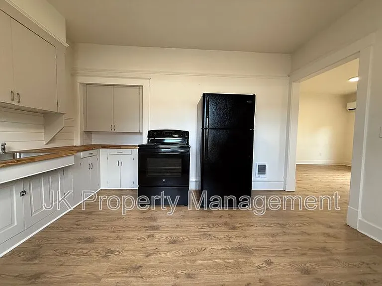 601 5th Ave S #3 — Photo 12