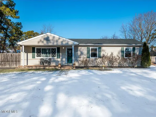 1517 6th Avenue, Toms River, NJ 08757