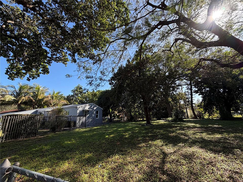 1st image of 1060 NW 44th St