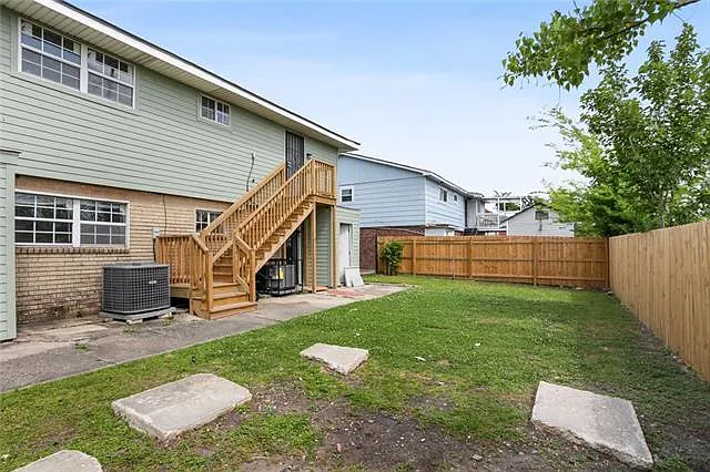 4745 Francis Dr — Photo 14