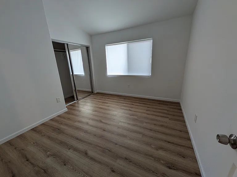 583 Hildale Cir — Photo 8