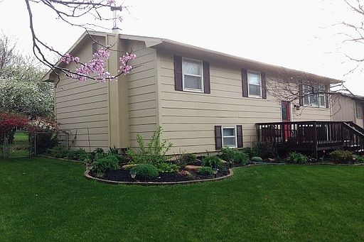 1st image of 1505 Lilac Ln