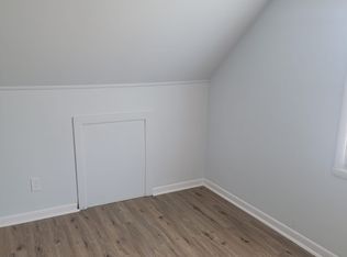 16 W Linden Ave, Lindenwold, NJ 08021