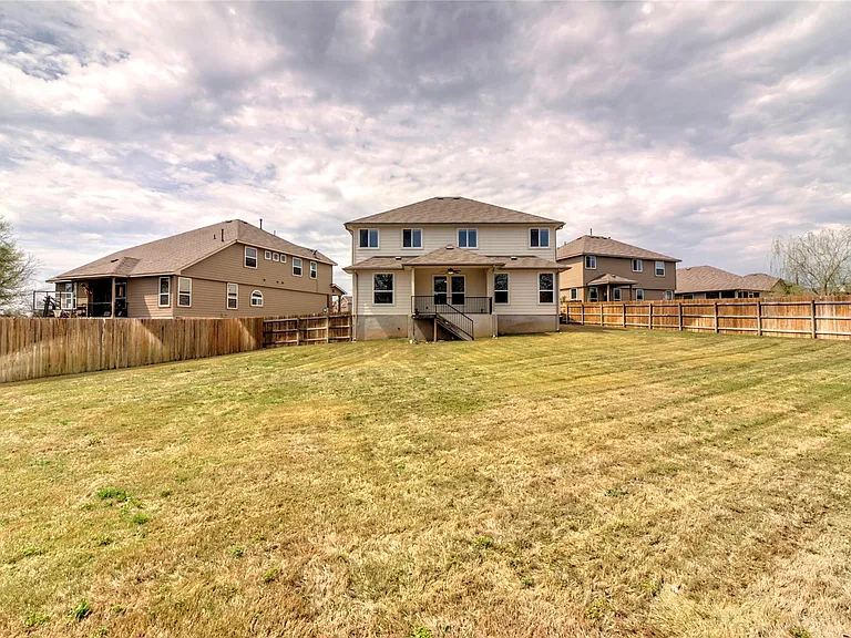 225 Deep Creek Dr — Photo 32