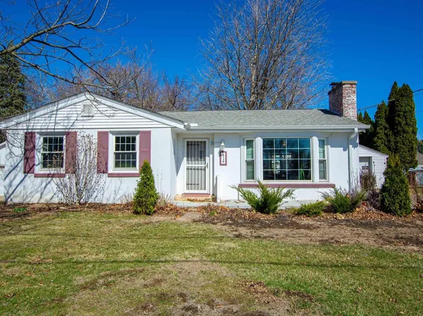 414 13th Ave N, Clinton, IA 52732