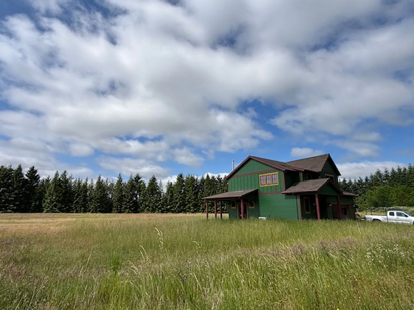Stunning 3-Bed, 2.5-Bath Country Home on 35 Private Acres $3,200/mo 8 miles outside of Amity, OR — Photo 1
