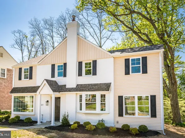 217 Walnut Hill Ln, Havertown, PA 19083
