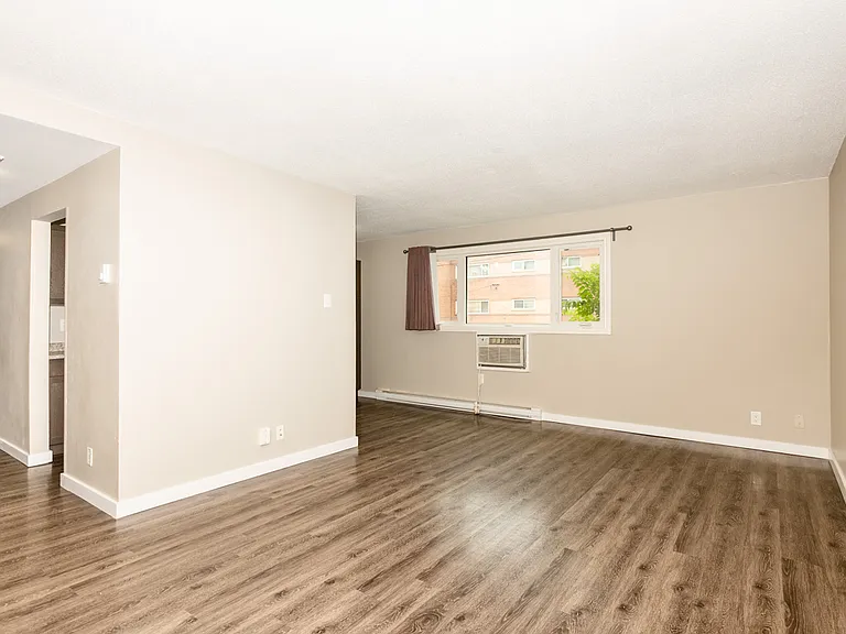 291 Saint Annes Rd — Photo 46