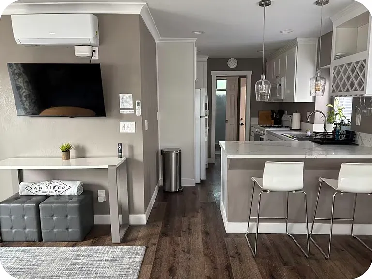 4212 Cherokee Ave — Photo 5