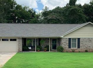 125 Tammy Gaines Ln, Huntsville, AL 35811