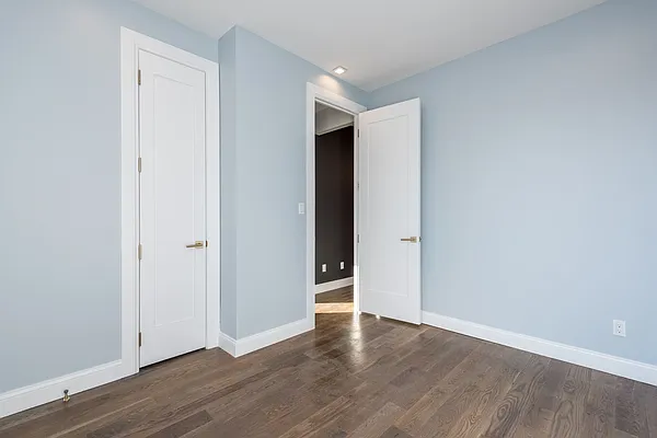 Rented by Nooklyn NYC LLC | media 69