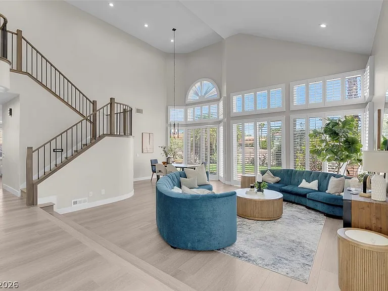 8848 Rainbow Ridge Dr — Photo 6