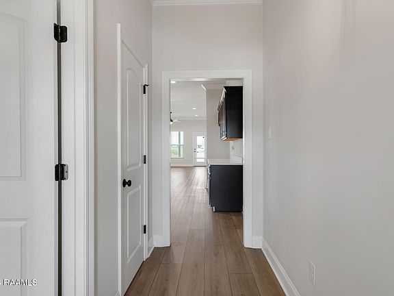 3rd image of 106 Bejeweled Ave