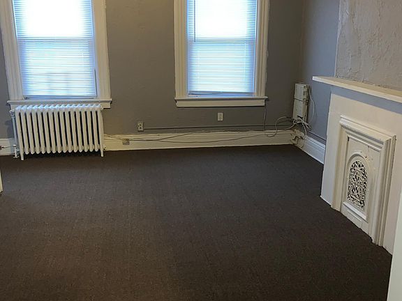 5th image of 214 S 10th Ave APT 2