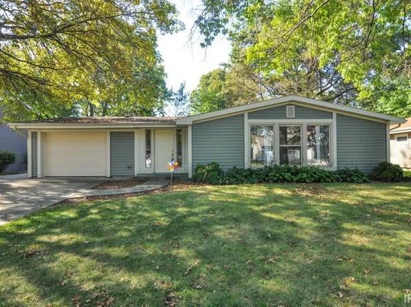 721 Princess Dr, West Lafayette, IN 47906