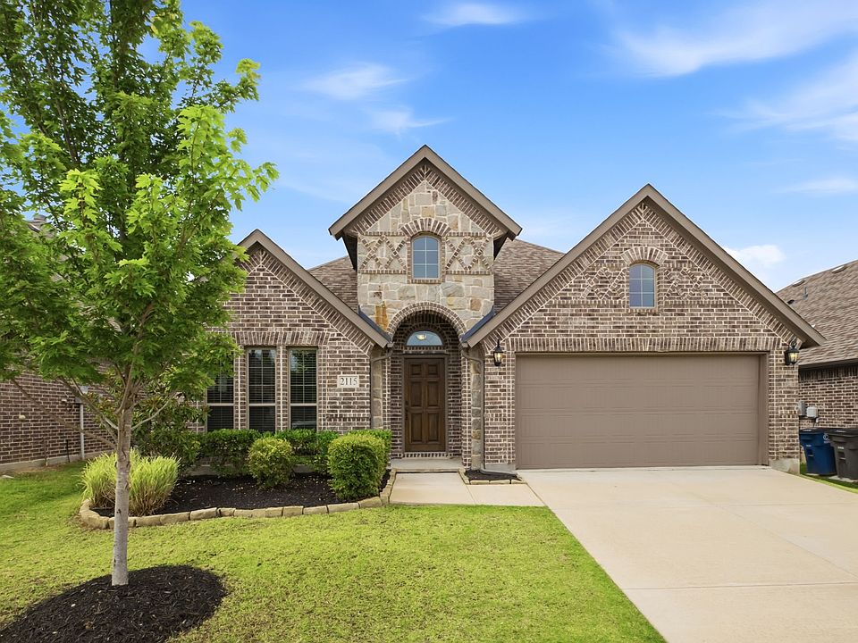 1st image of 2115 Victoria Ln