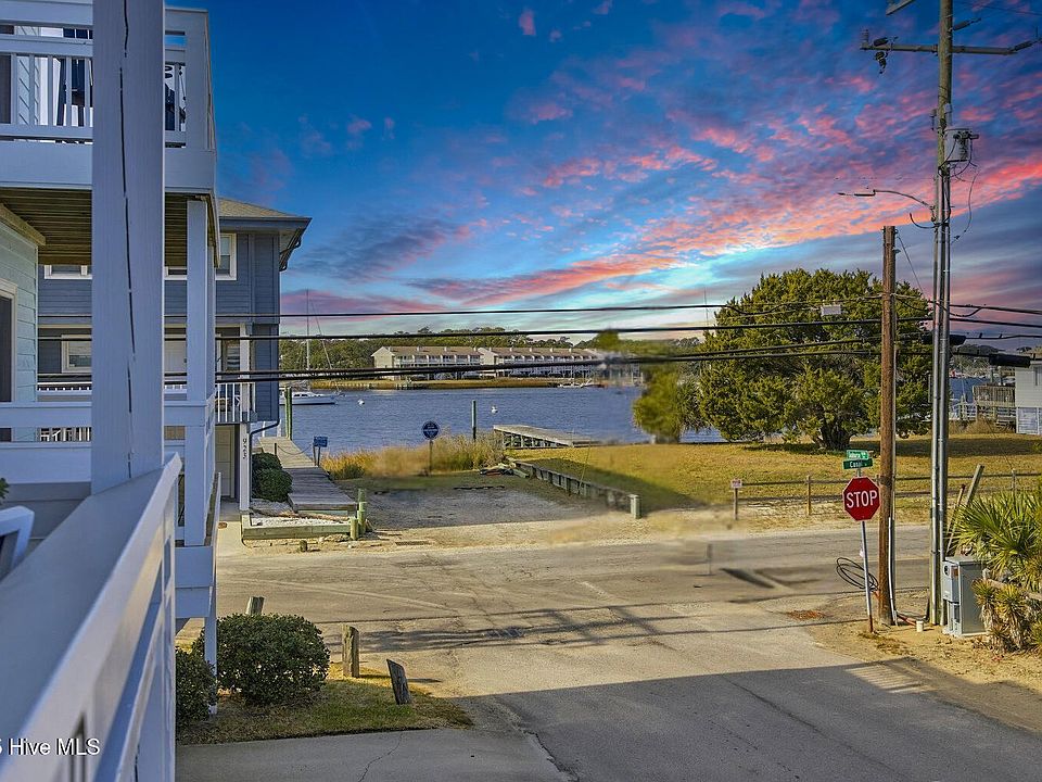 1st image of 101 Seahorse Lane Unit D2