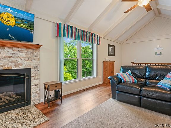 5th image of 1415 Peach Blossom Ln