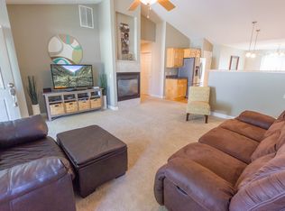 458 Chris Dr, Springfield, IL 62711