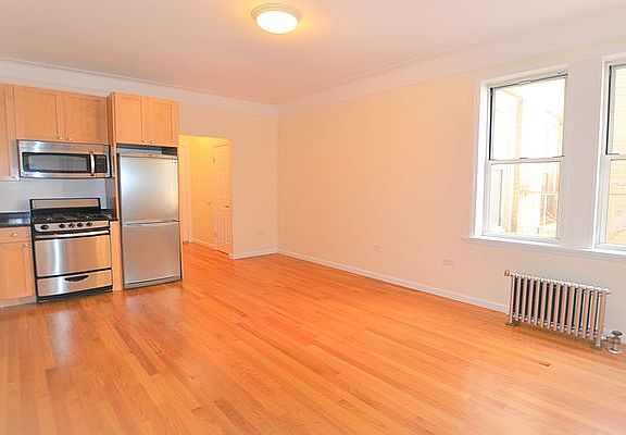 3rd image of 117 W 13th St APT 49