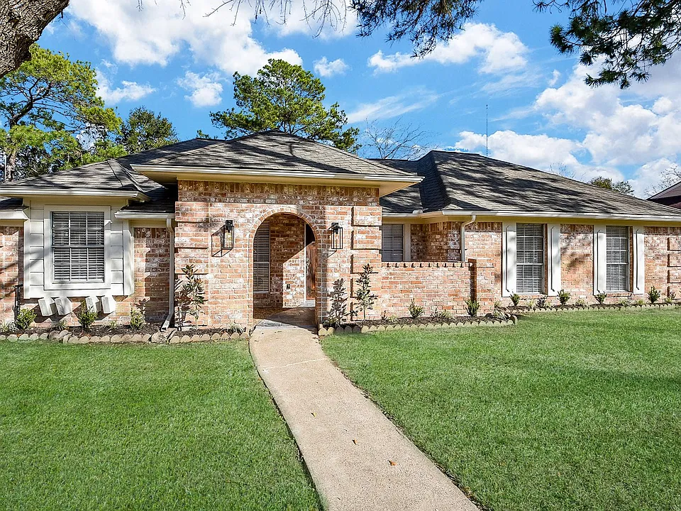 8134 Ivan Reid Dr
