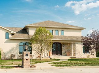 1701 Sandcherry Ct, Champaign, IL