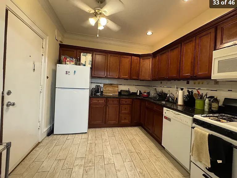 28 Park Vale Ave #111 — Photo 20