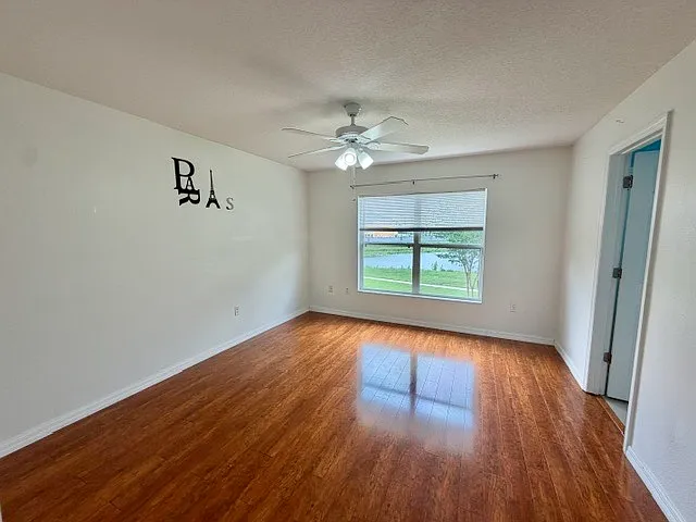 2444 Hassonite St — Photo 14