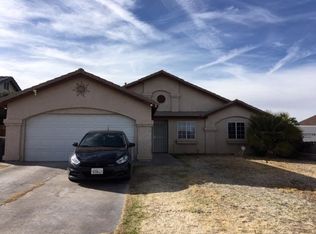 2180 Garnet Ave, Barstow, CA 92311