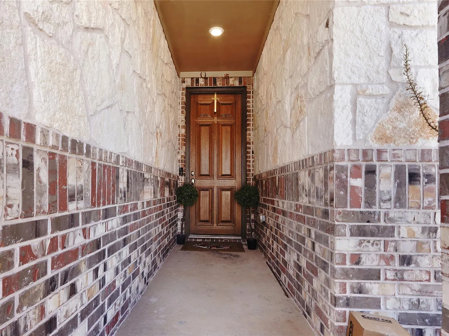 5 bed, 3.5 bath, 3655 sqft, $3,300 — Photo 4