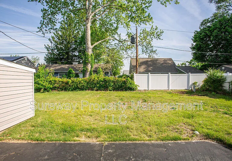 11 Sedgwick Ln — Photo 36