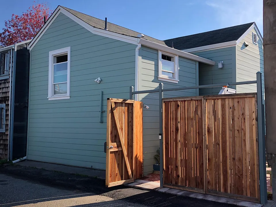1186 Ocean Ave
